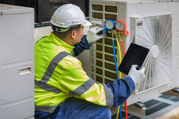 Professional Hvac technician working in Warsaw, OH